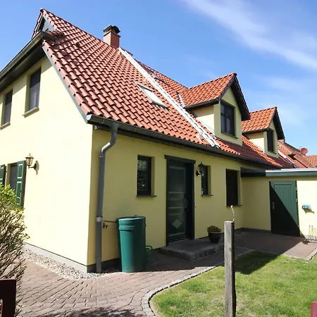 Lejlighed De Fischer Un Sien Fru Og *